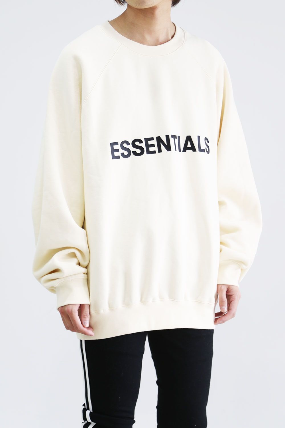 FOG ESSENTIALS - FRONT LOGO SWEAT / ブラック | Tempt