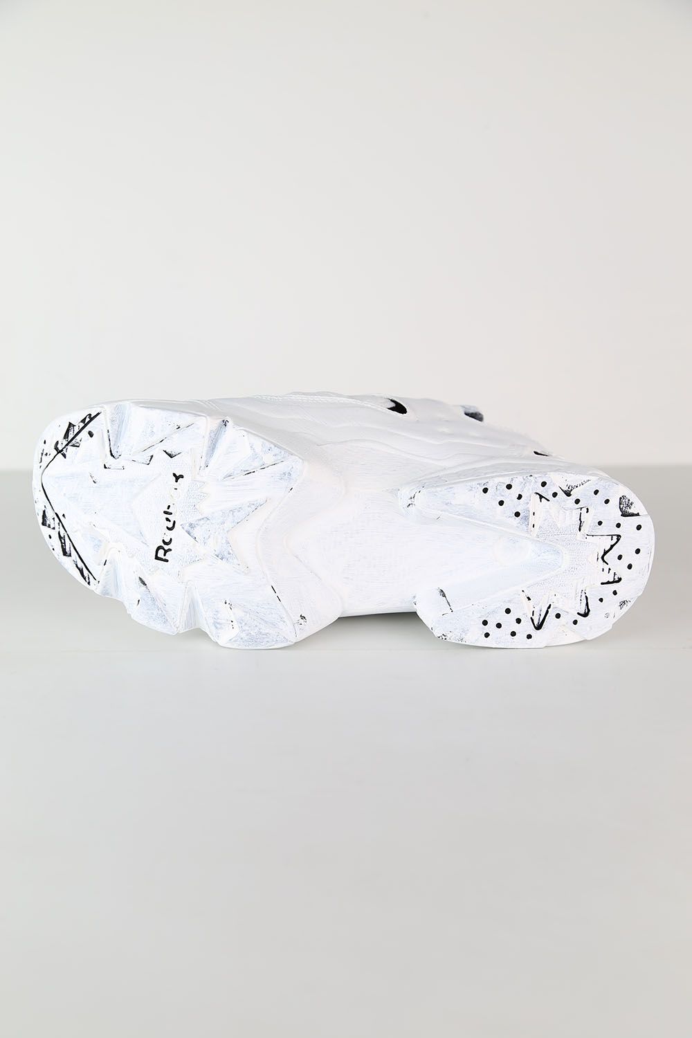ARTISANAL HANDPAINTED INSTAPUMP FURY / ホワイト