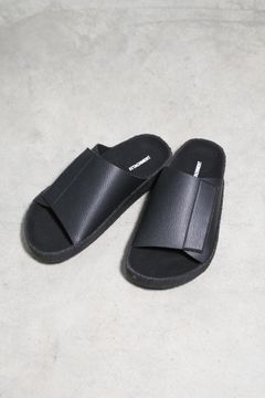 SYNTHETIC LEATHER SANDAL / ブラック