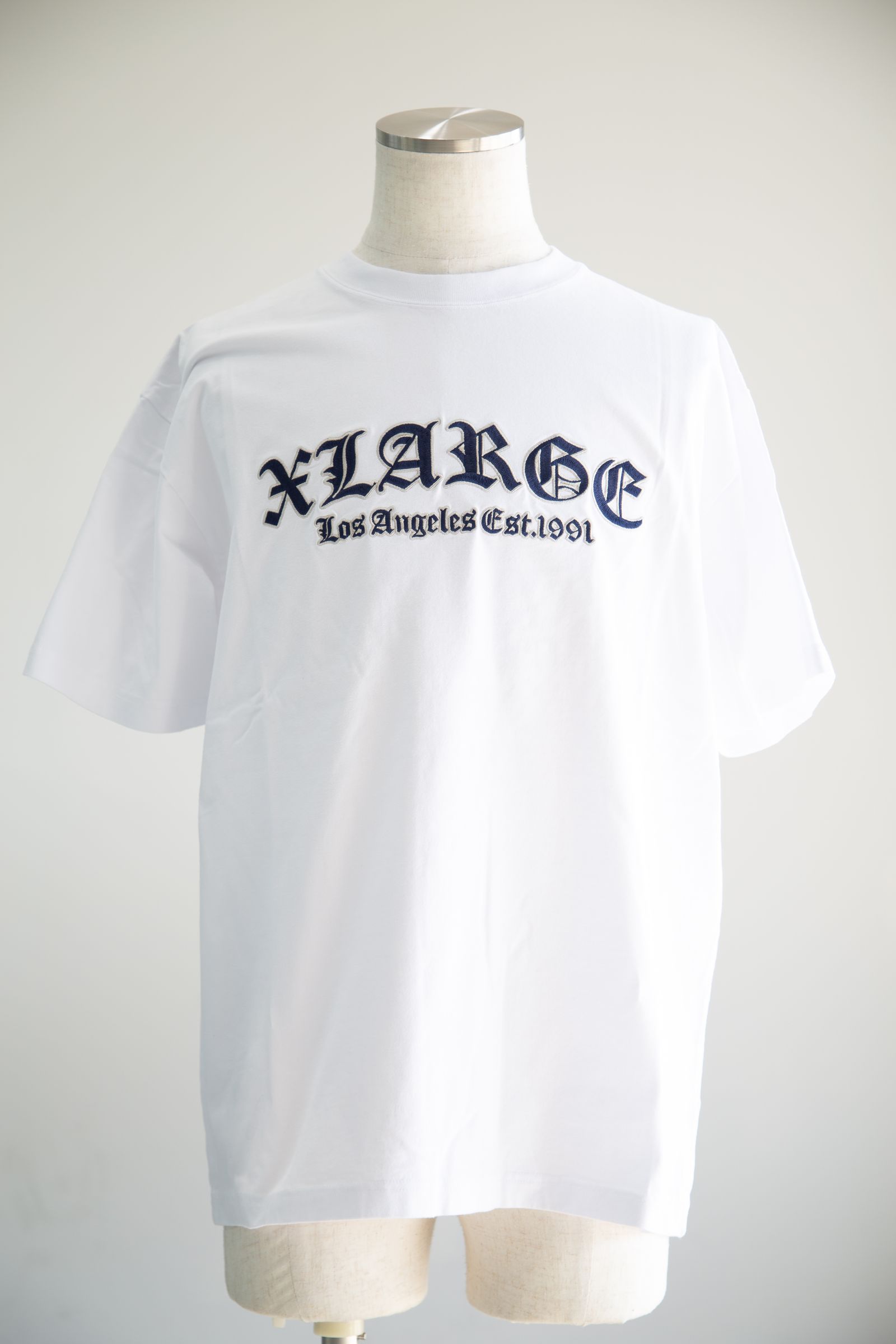 早い者勝ち 大人気 XLARGE OLD ENGLISH L/S TEE インパクト大 org.jpg