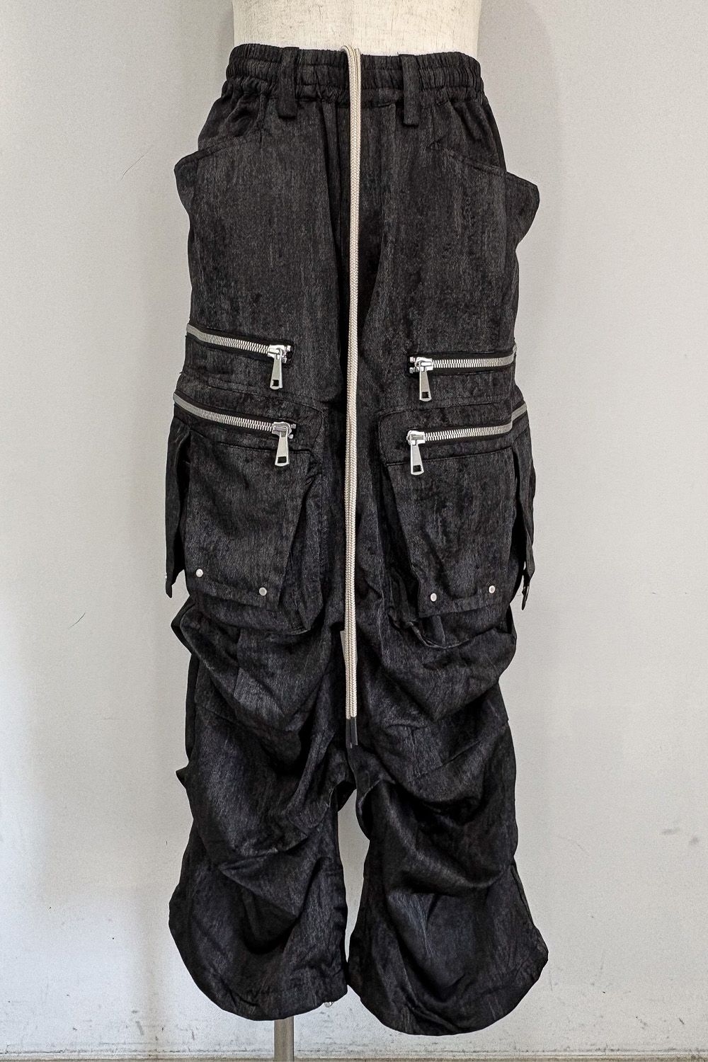 ABSTRACT CARGO TUCK WIDE / ブラック