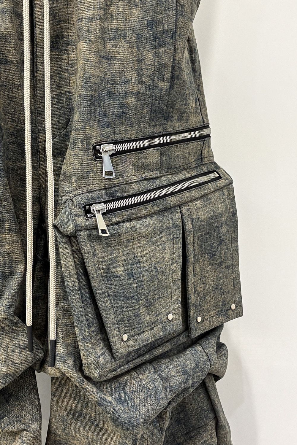 BLENDED SHADES DENIM CARGO TUCK WIDE PT / スチールブルー