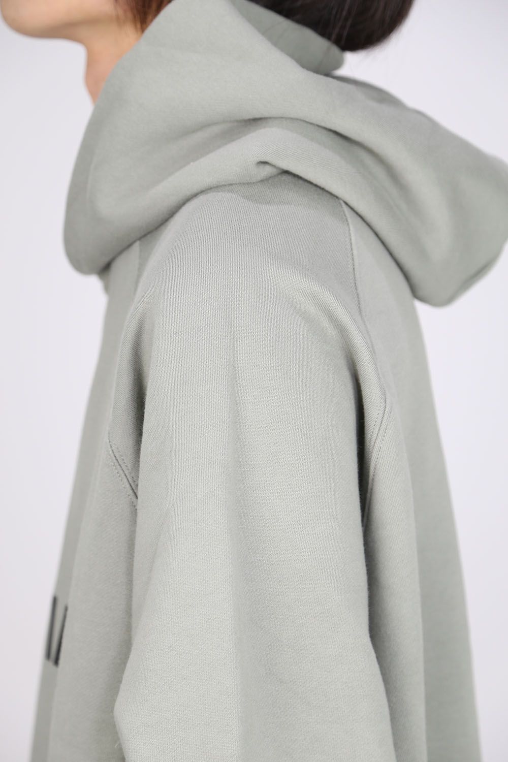 FOG ESSENTIALS - FRONT LOGO HOODIE / セージ | Tempt