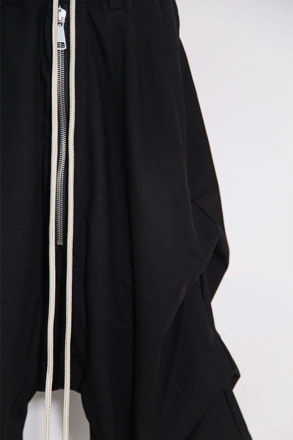 [ラスト1点 サイズ1] サマーウールタックショーツ / Summer Wool Tuck Shorts / ブラック / ag-11020-2
