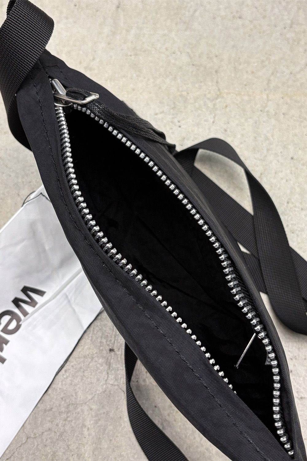 NYLON 2 / ブラック