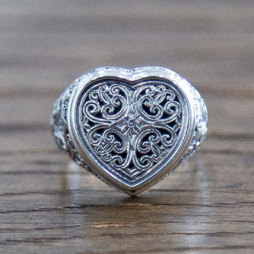 Mediterranean Heart Ring / GR099