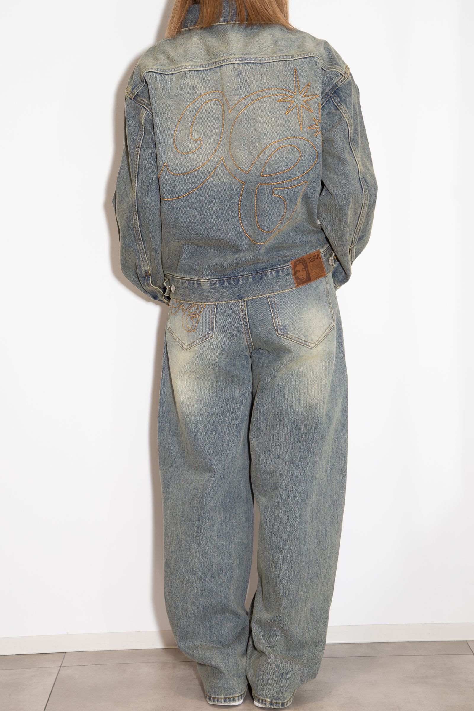 LOGO MARK STITCHED DENIM PANTS / ライトインディゴ