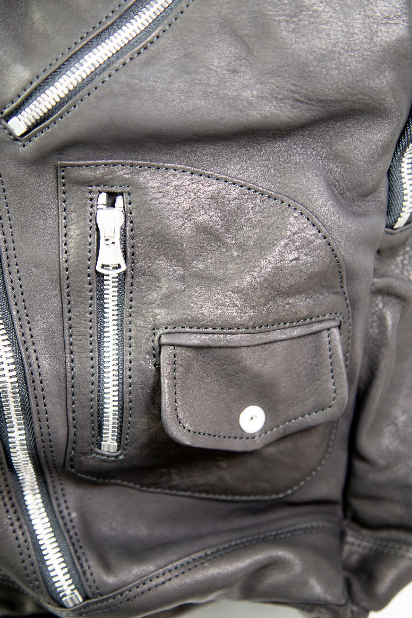 JAPAN CALF GARMENT-WASH RIDERS BACKPACK / ブラック