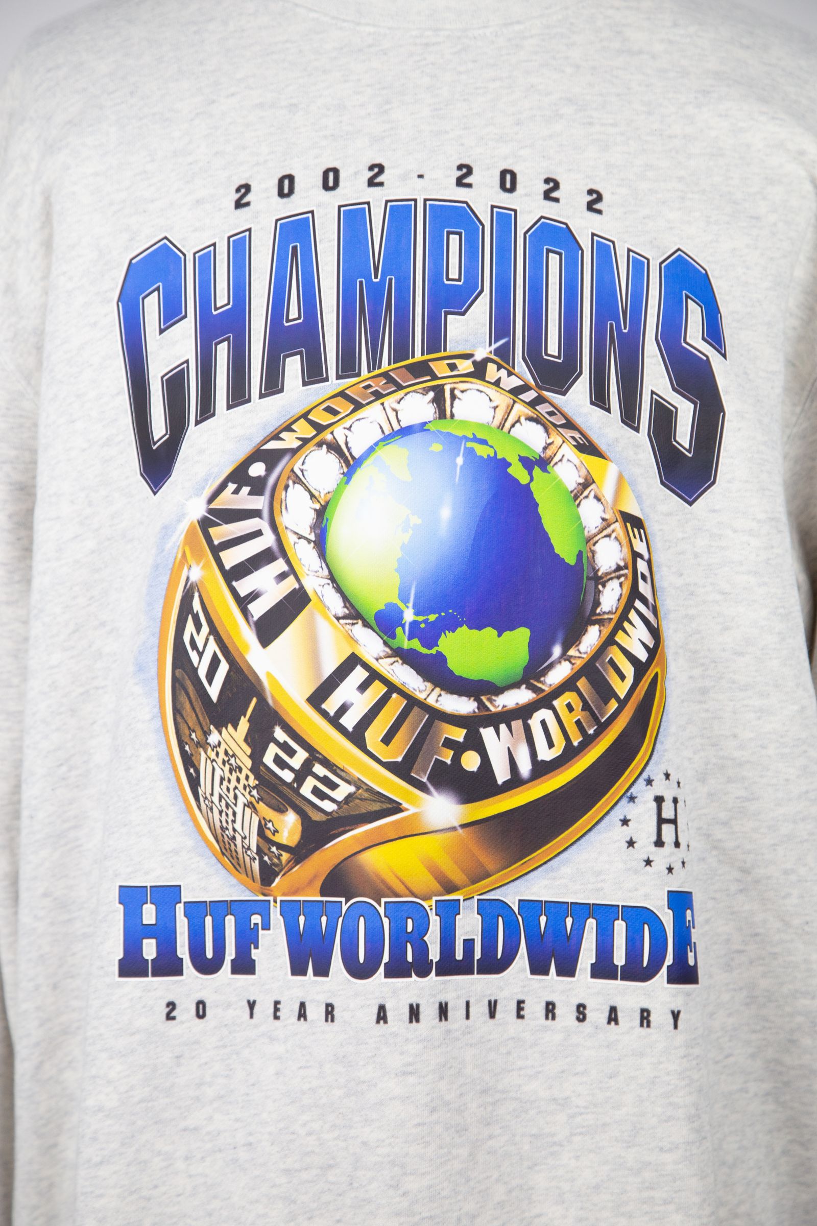 HUF - CHAMPIONS CREWNECK / グレー | Tempt