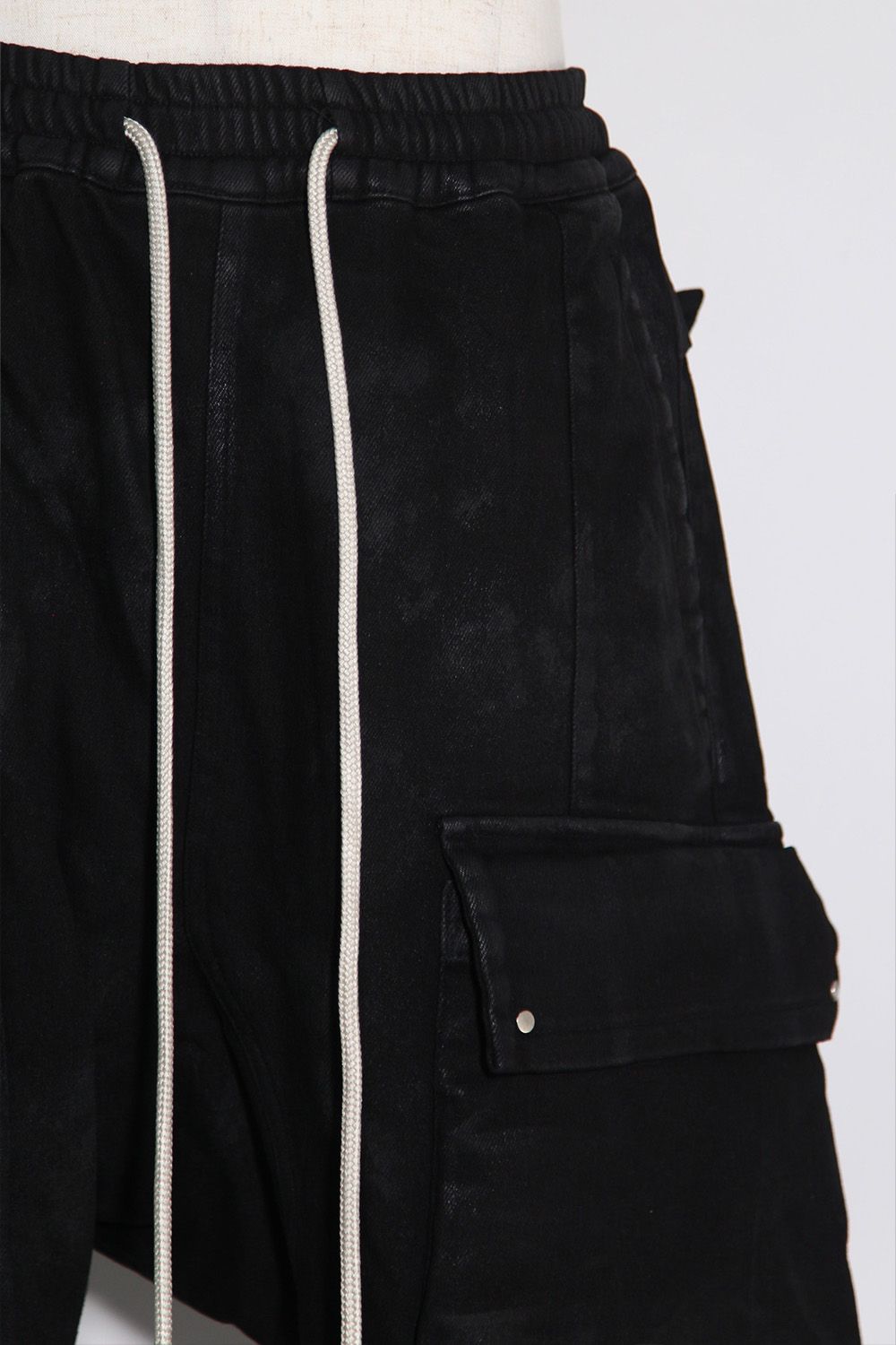 [ラスト1点 サイズ3] 【コーティングあり】サルエルカーゴジョガーパンツ / COATED SAROUEL CARGO JOGGER DENIM / ブラック / ag-12042-1