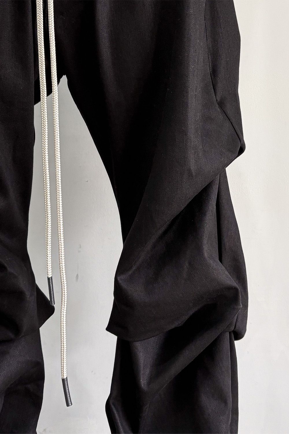 ブーツカットタックパンツ / BOOTS CUT TUCK PANTS / ブラック / ag-8060-2