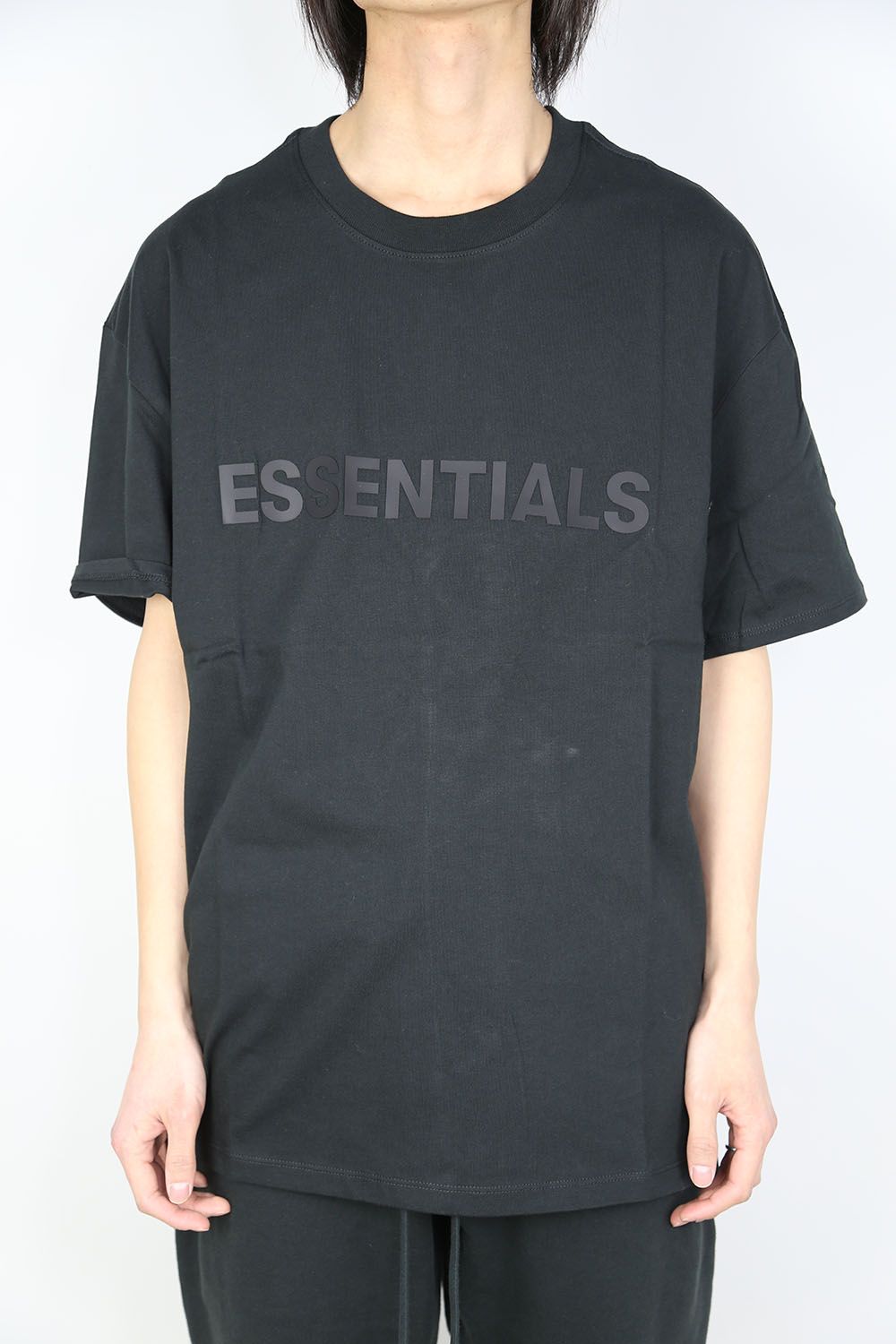 FRONT LOGO S/S TEE / ブラック