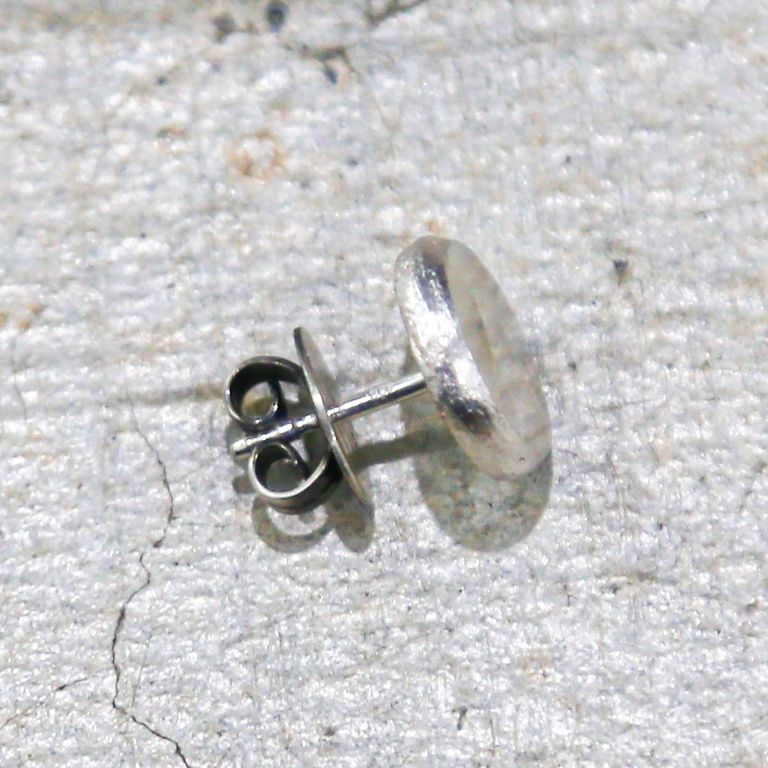 WERKSTATT:MUNCHEN - studs facettes hammered | Tempt