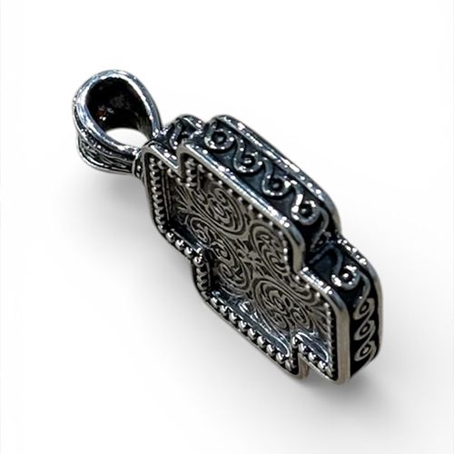 Classic cross in Sterling Silver / GP049