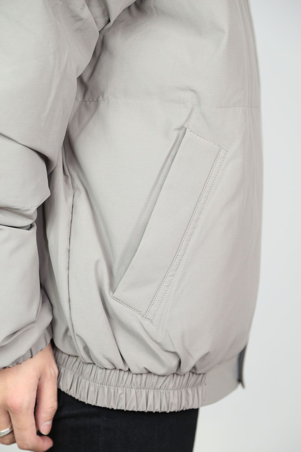 PUFFER JACKET / チャコール