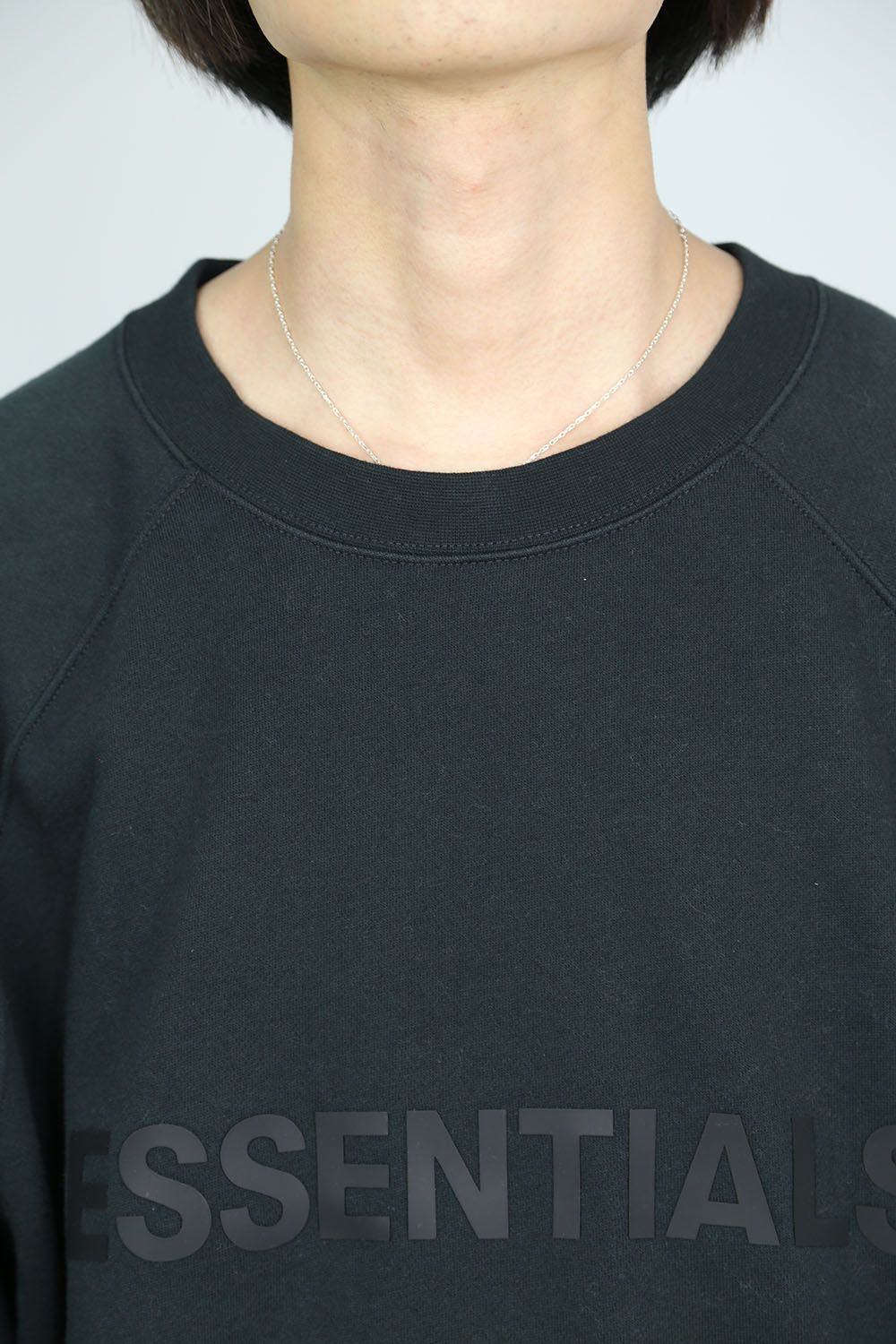 FRONT LOGO SWEAT / ブラック