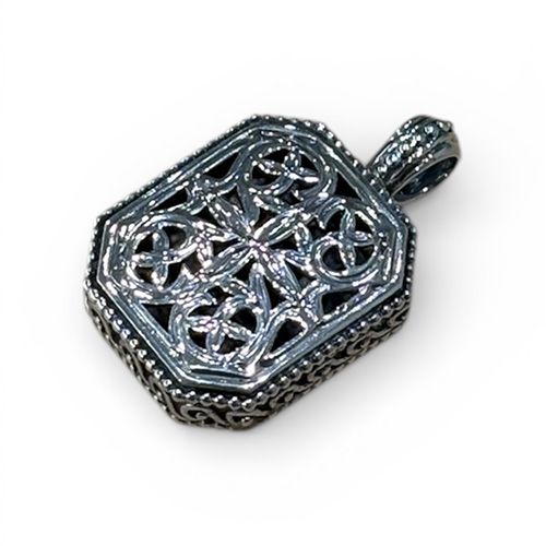 Garden Shadows Polygon Pendant in Sterling Silver / GP047