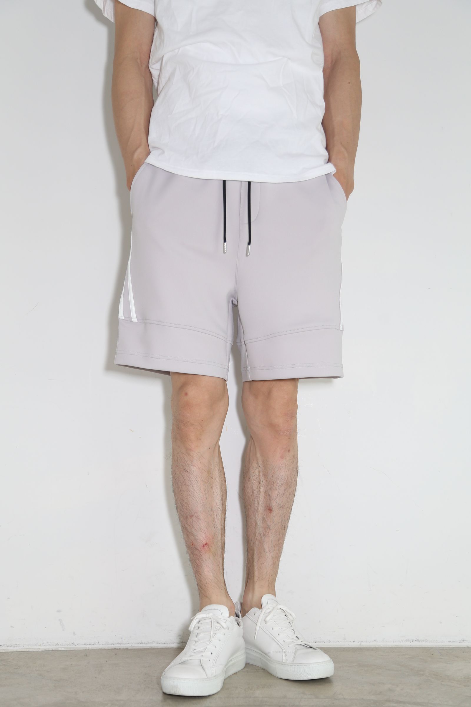 TYLER LINE SHORTS / グレー×ホワイト