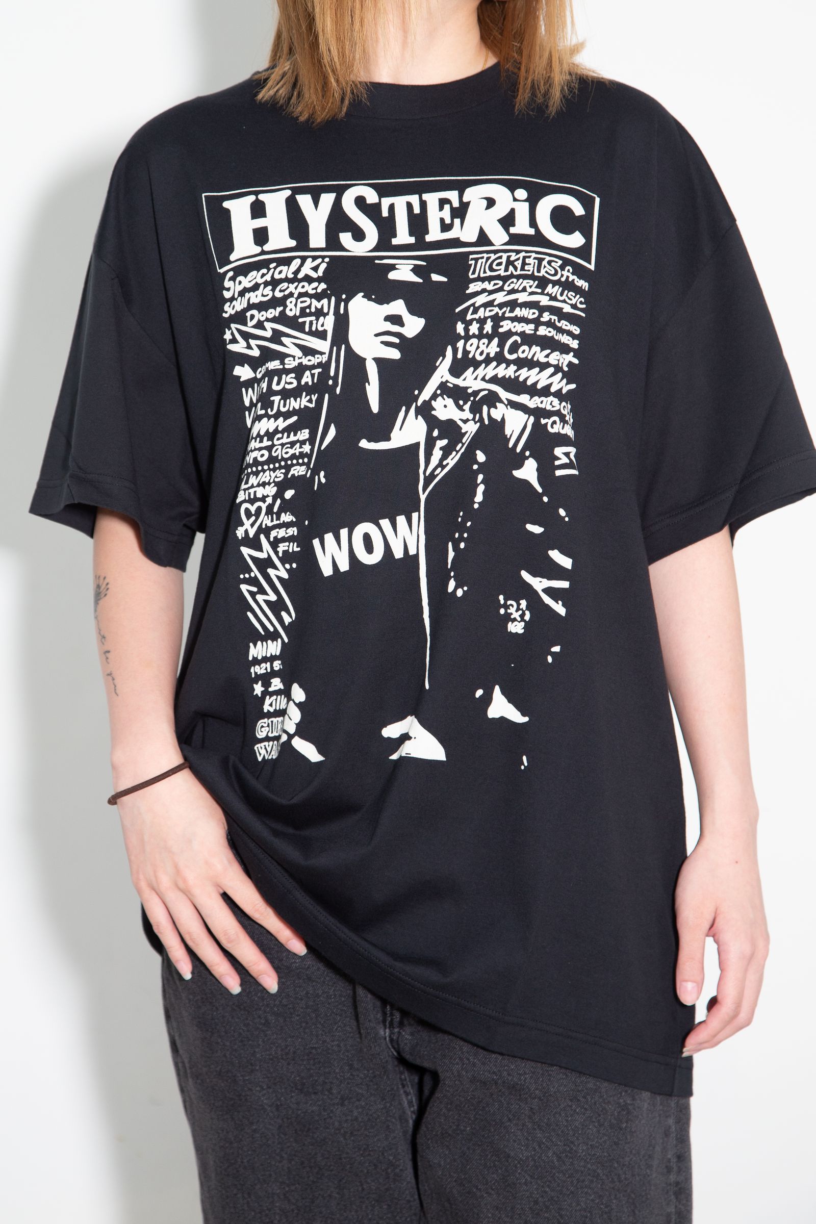 WOW GIRL オーバーサイズTシャツ / ブラック