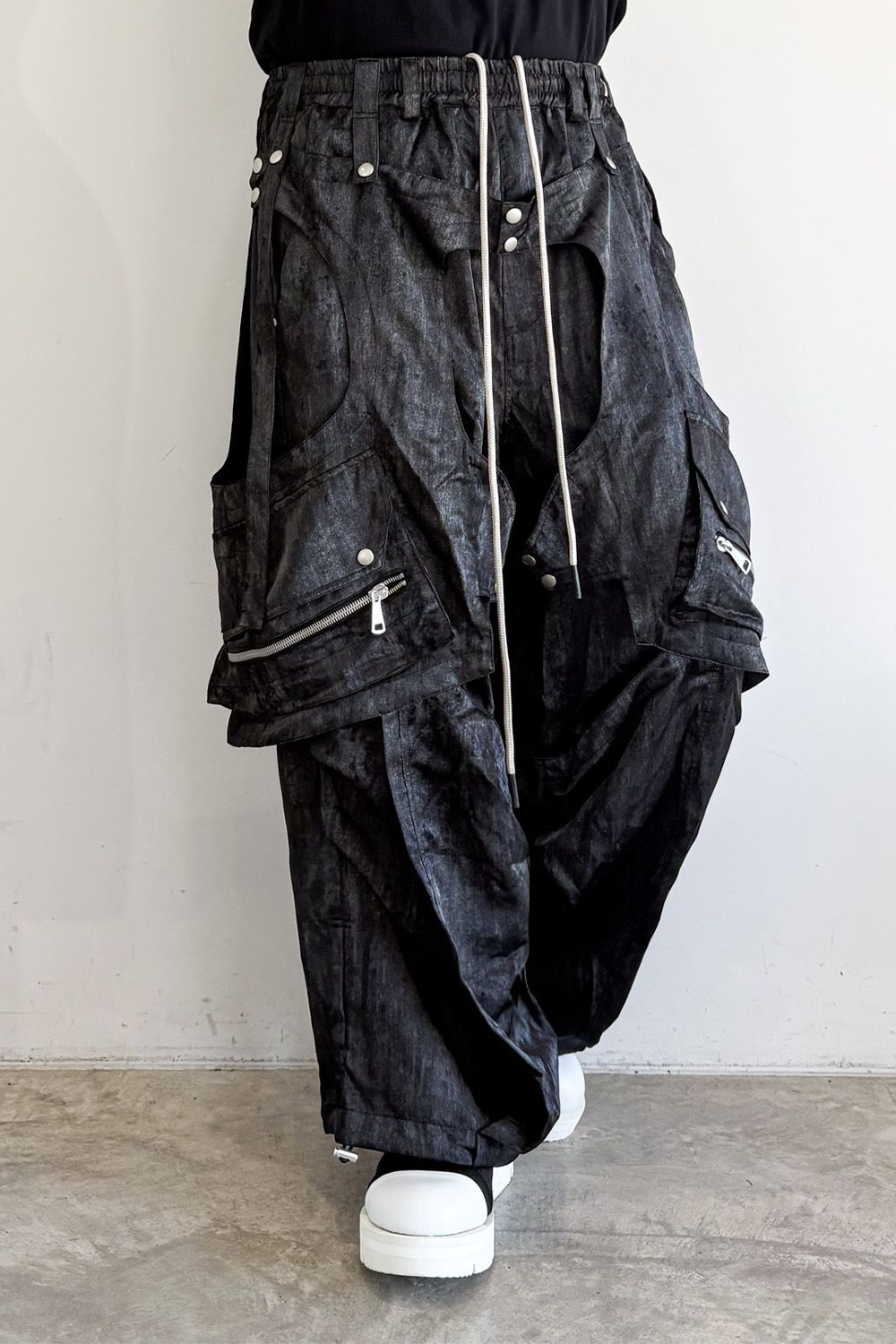 PARACHUTE CARGO WIDE / ブラック