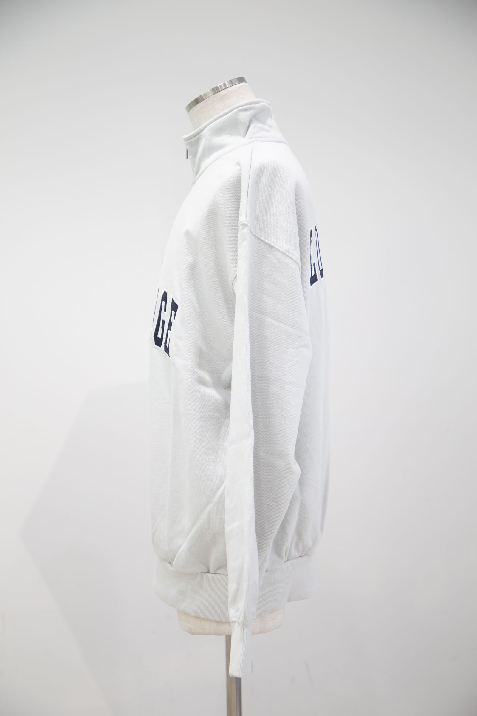 [ラスト1点 サイズL] ARCH LOGO HALF ZIP SWEATSHIRT / グレー