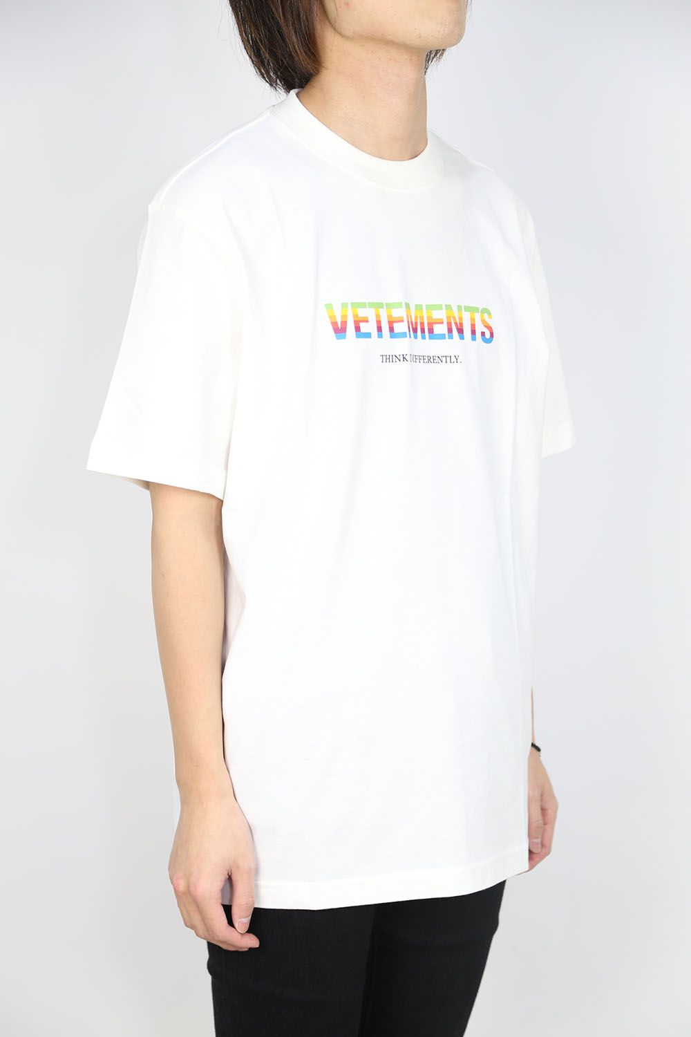 VETEMENTS ヴェトモン Tシャツ サイズ:M ブランドロゴ クルーネック 半袖 Logo Limited Edition T-shirt 21SS ホワイト 白 トップス カットソー カジュアル ブランド ストリート シンプル ワンポイント【メンズ】