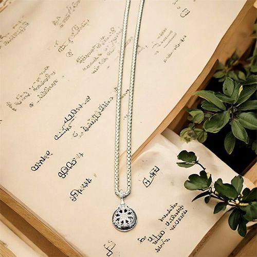 Roxanna Round Pendant in Sterling Silver / GP048