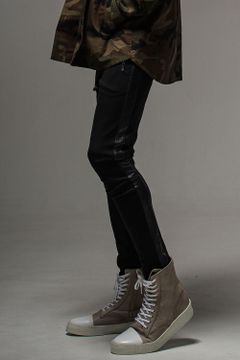 【人気継続商品】LEATHER LINE TRUCK PT / ブラック×ブラック