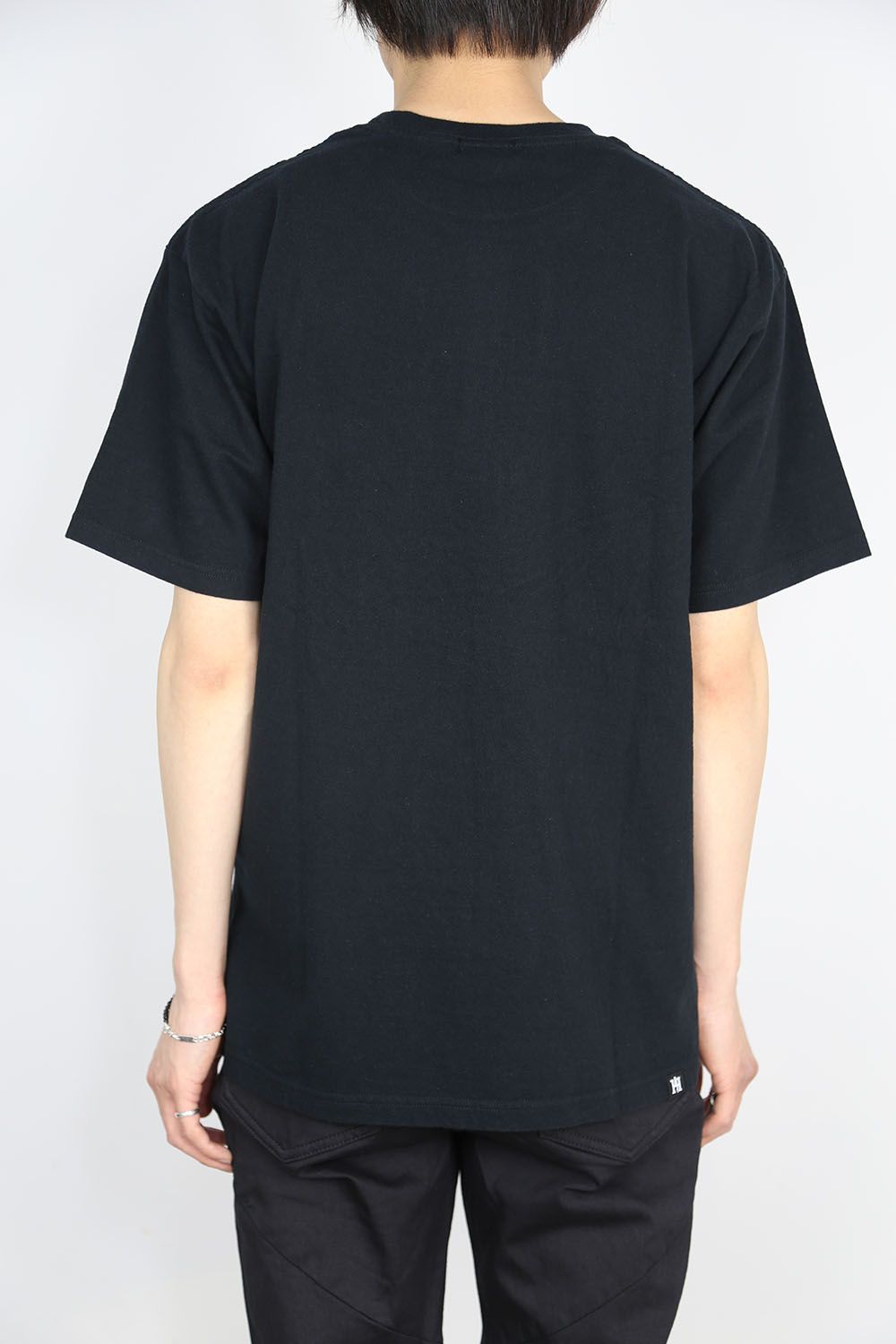 GOOD GIRLS Tシャツ / ブラック