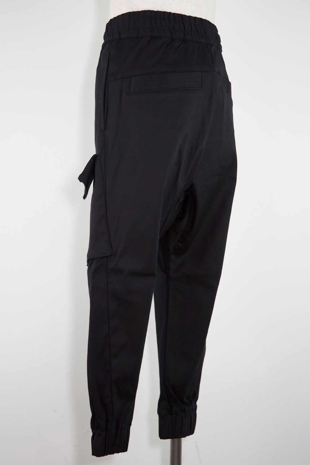 CROSS CARGO PANTS / ブラック