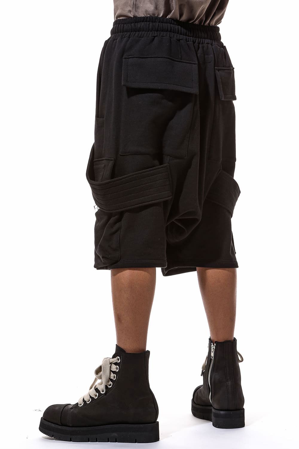 ベルトカーゴスウェットサルエルショーツ / Belt Cargo Sweat Sarouel Shorts / ブラック / ag-9046