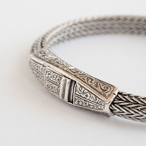 Triangular Chain Bracelet / GB009