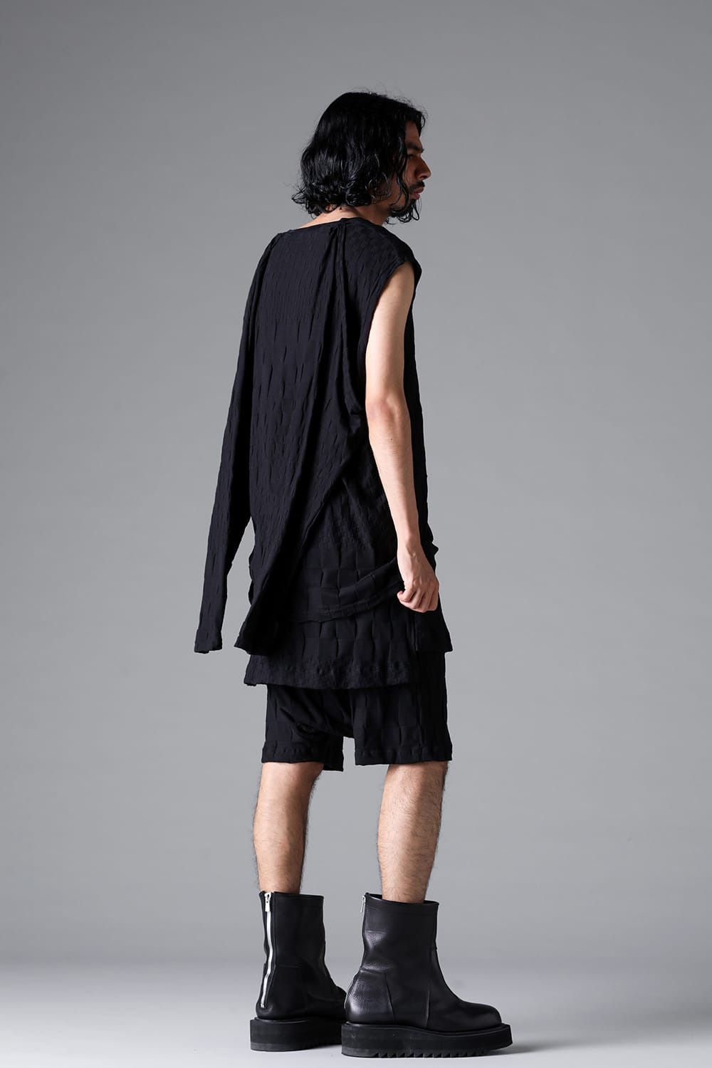 GRADIENT PLAID PATTERN LAYERED SHORTS / ブラック