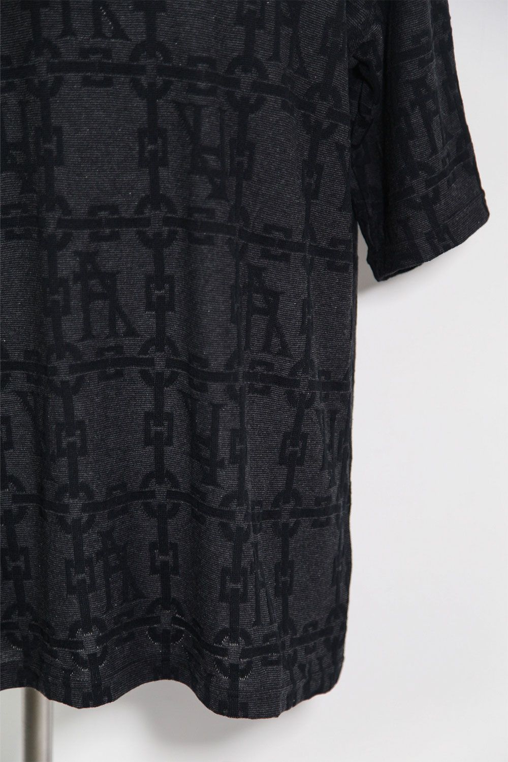 【国内買付】A.F ARTEFACT オーバーサイズ ジャカードTシャツ A.F ARTEFACT - オーバーサイズジャカードTシャツ / Jacgurd