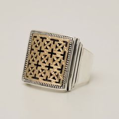 Monastiraki Cross Pattern Square Ring / GR001
