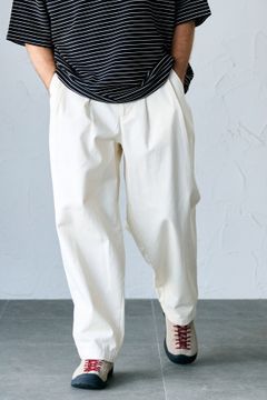NIPS / 2 TUCK COCOON TROUSER 2タックトラウザー - OFFBEIGE