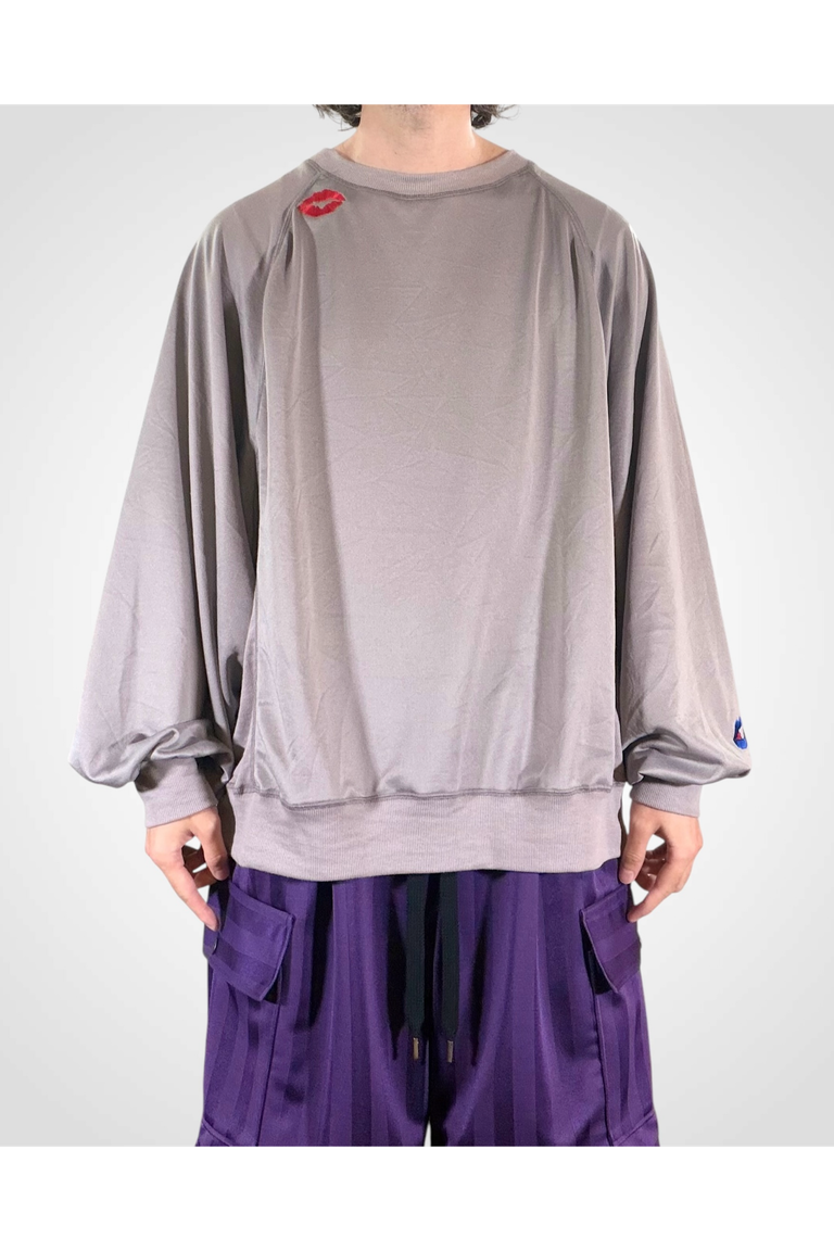 身長172cm : Size RELAX着用