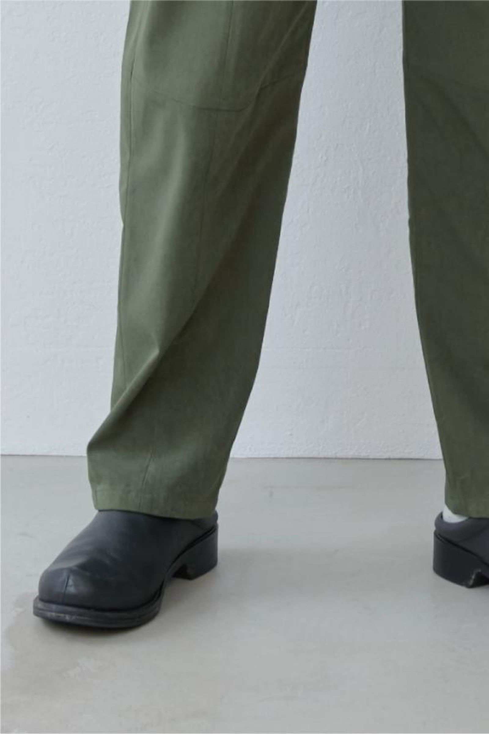 VEAGAN SUEDE TROUSERS  / ヴィーガンスエードトラウザーズ "MCADAM" - KHAKI
