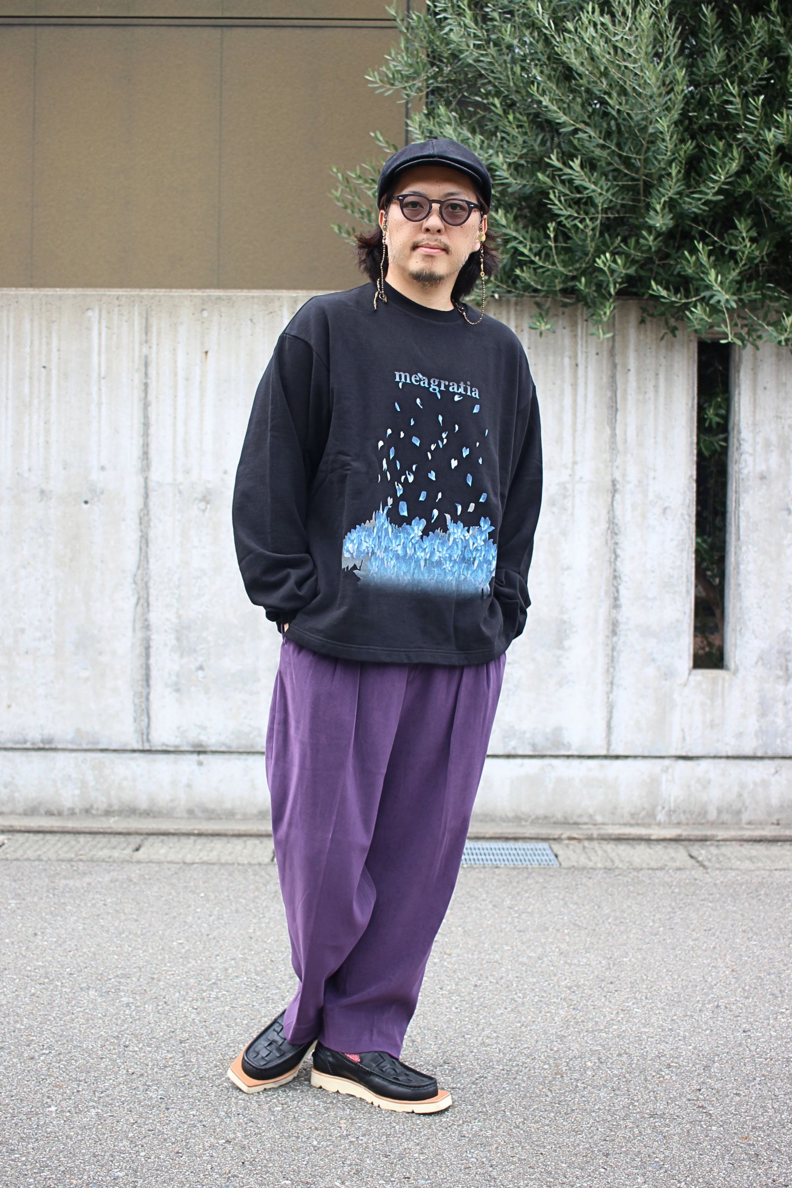 Flower print sweat pullover / フラワープリントスウェットプルオーバー