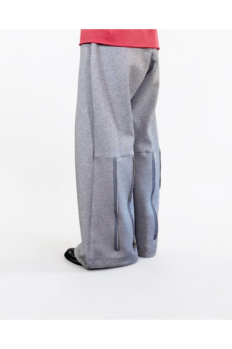 身長172cm : Size RELAX着用