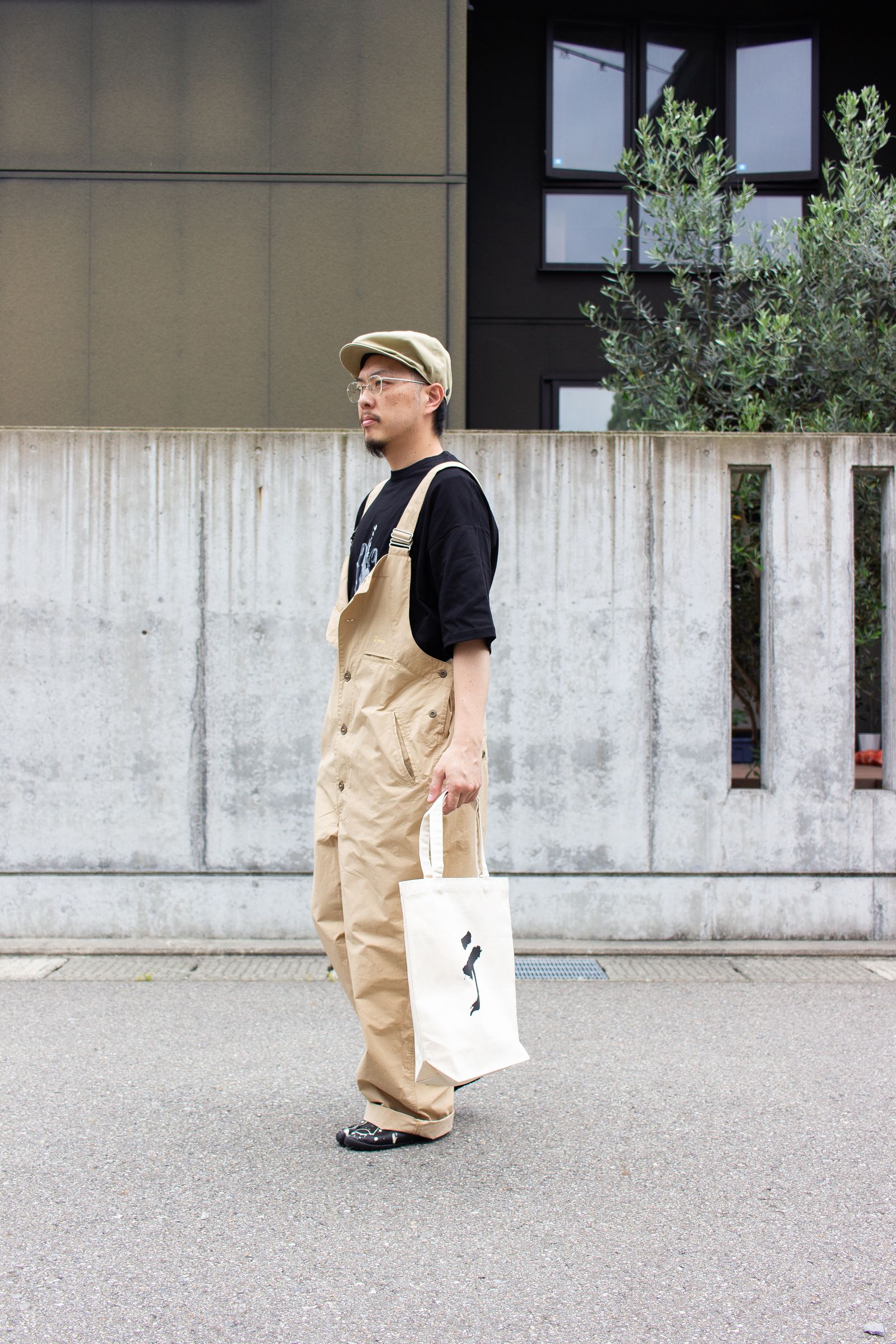 珈琲屋なりきりスタイル『VOO + Frame switchwear + CPH』