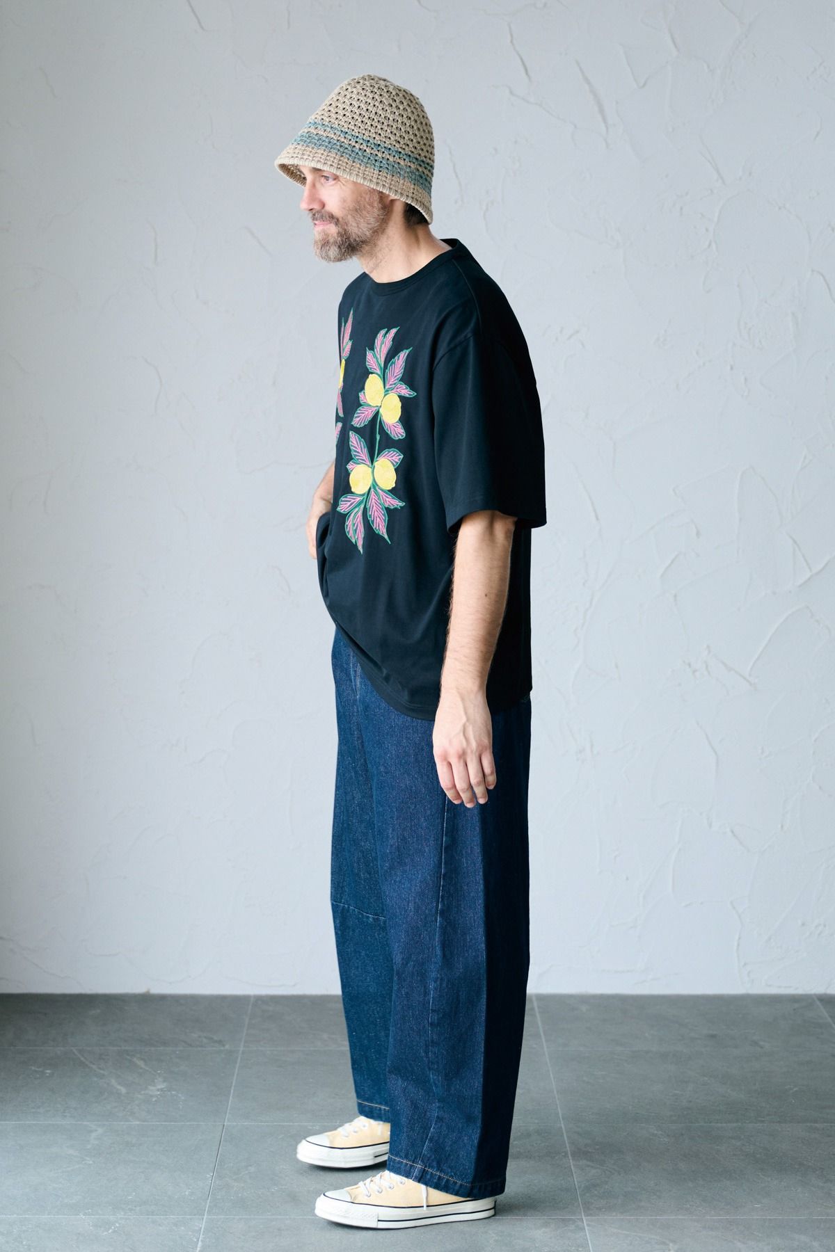 MEGURU / NEEDLE PATCH TOP 刺繍Tシャツ - BLACK