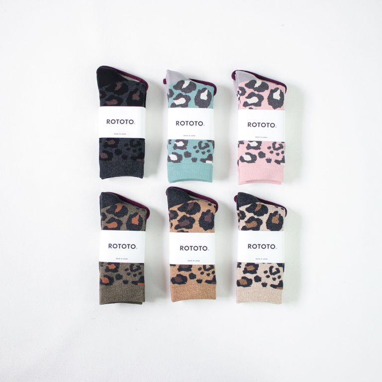 足跡が紛れてます♡【ROTOTO : PILE LEOPARD CREW SOCKS】