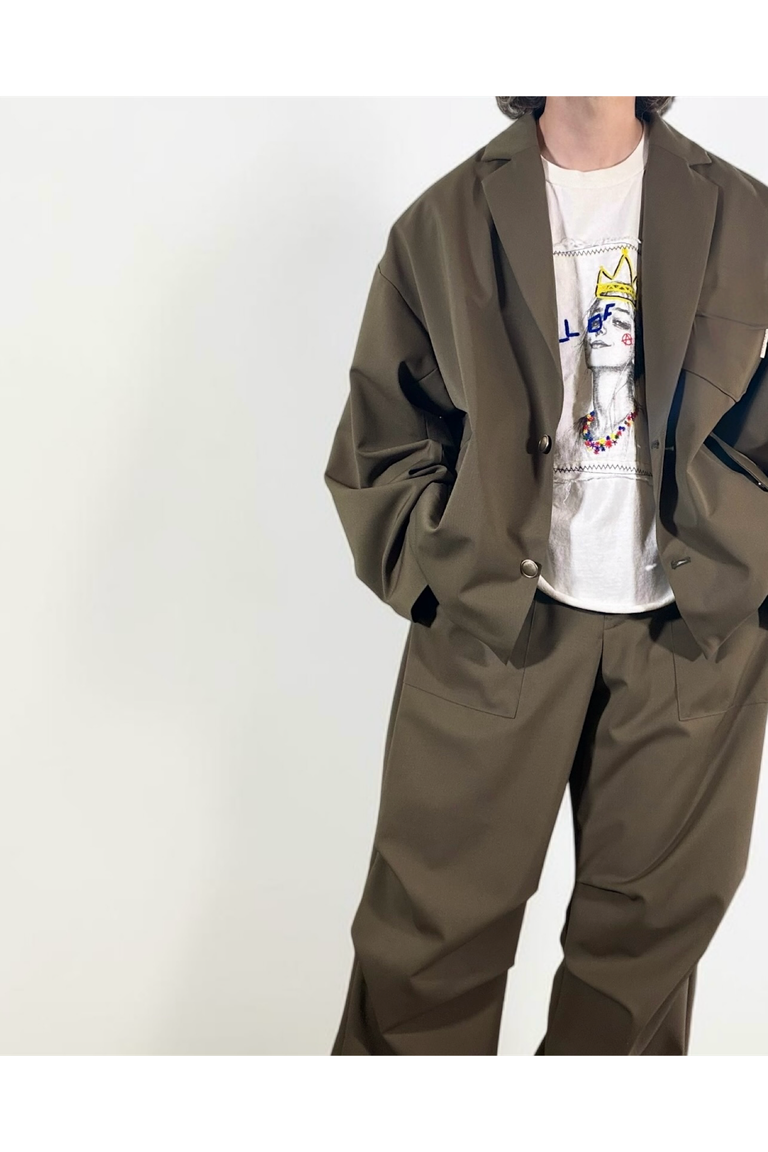 身長172cm : Size RELAX着用