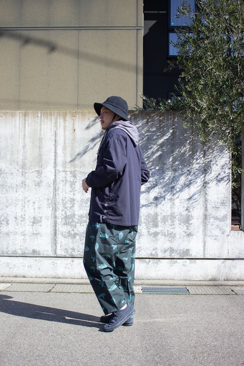 春先のお出かけはこんな感じで『Frame switchwear + chloro + roundabout』