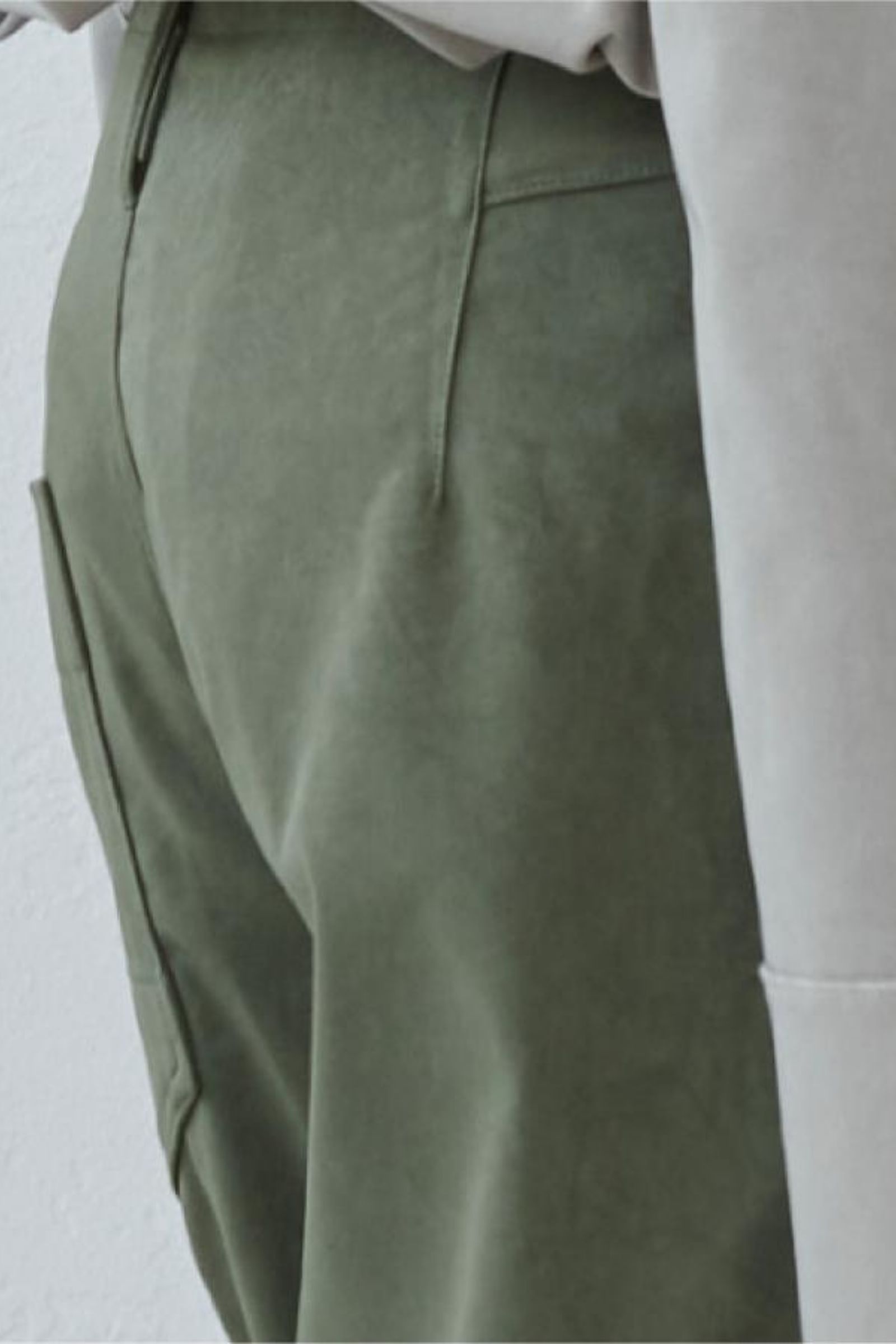 VEAGAN SUEDE TROUSERS  / ヴィーガンスエードトラウザーズ "MCADAM" - KHAKI