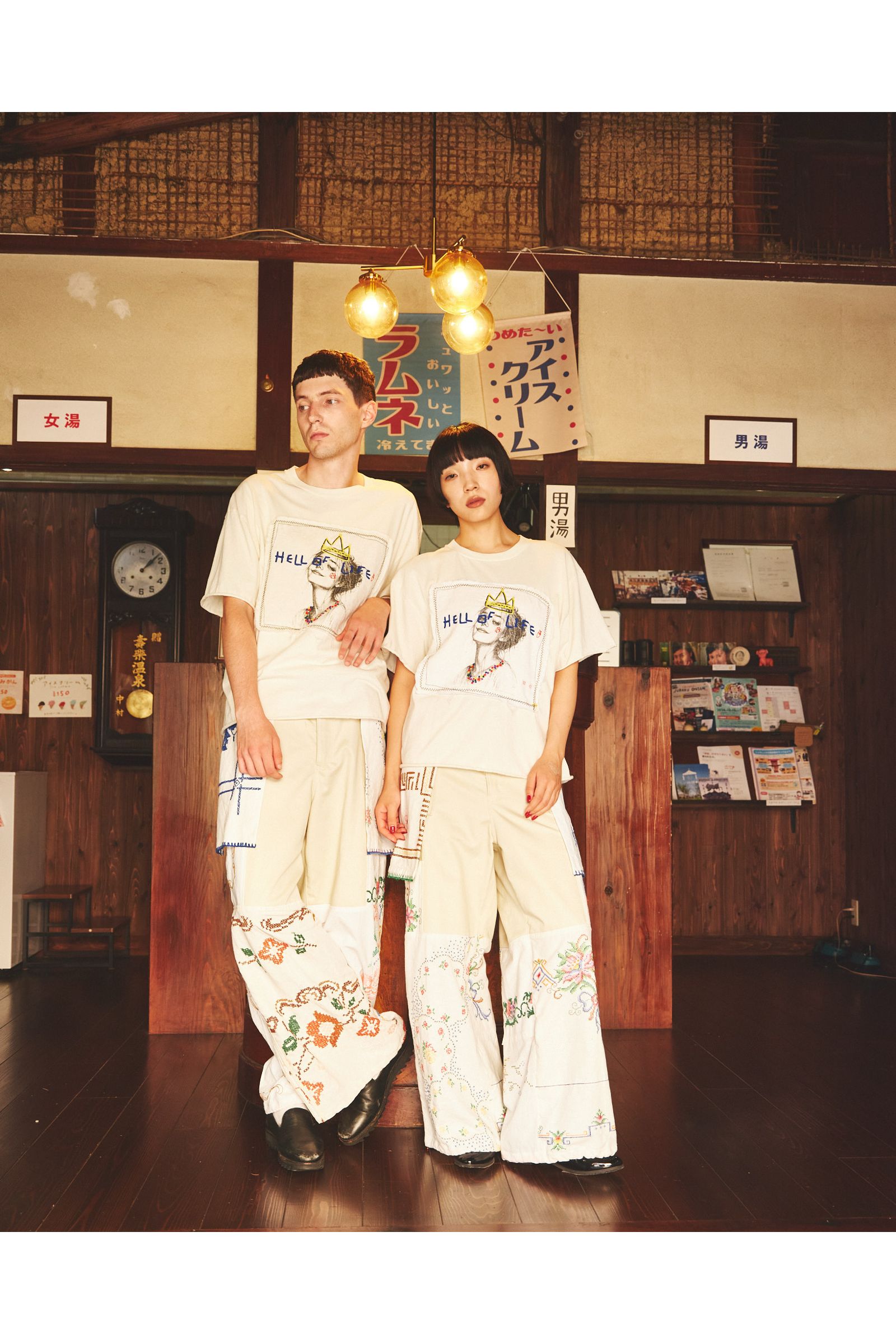HELL OF A LIFE-TEE / ヘル オブ ア ライフ Tシャツ : 刺繍デザインTシャツ - WHITE