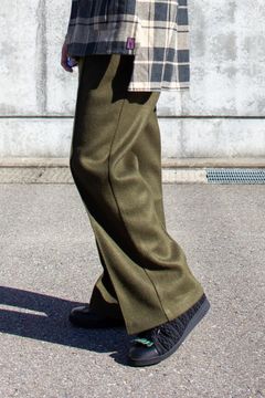 フレアパンツ : WIDE FLARE TROUSER "PORD" / ワイドフレアートラウザー - カーキ