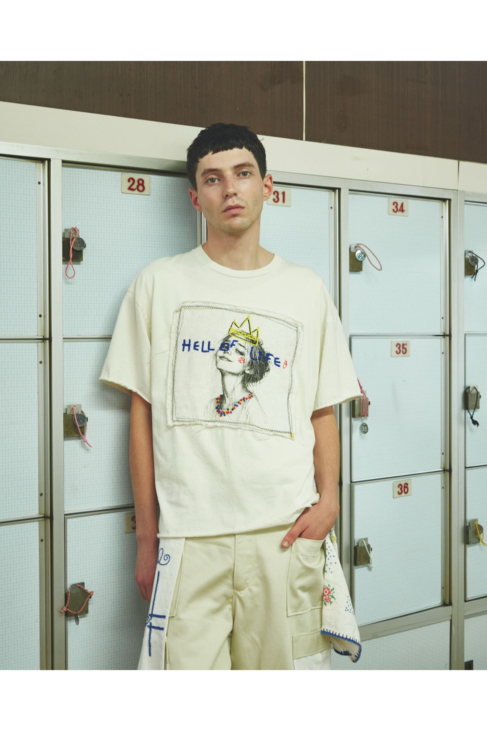HELL OF A LIFE-TEE / ヘル オブ ア ライフ Tシャツ : 刺繍デザインTシャツ - WHITE