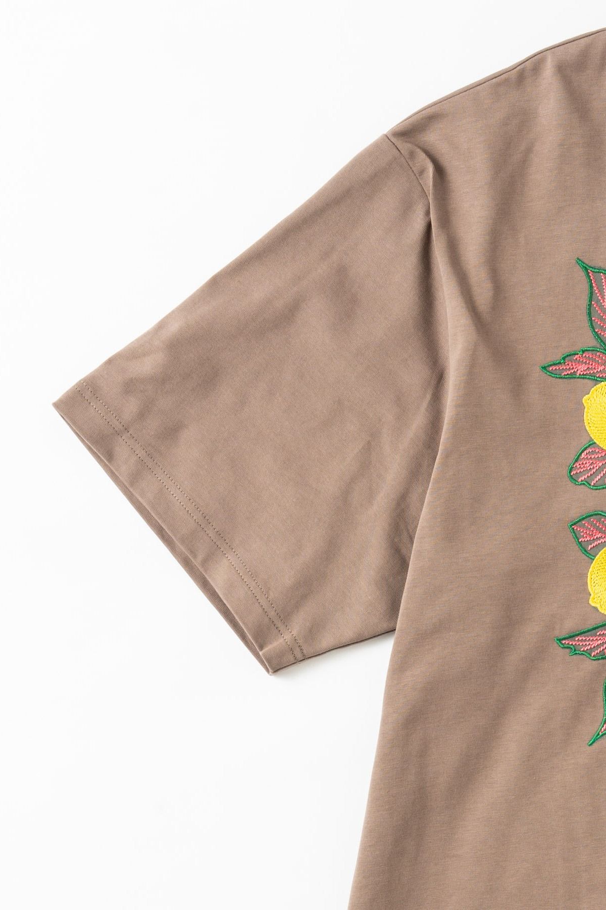 MEGURU / NEEDLE PATCH TOP 刺繍Tシャツ - GRAYGE